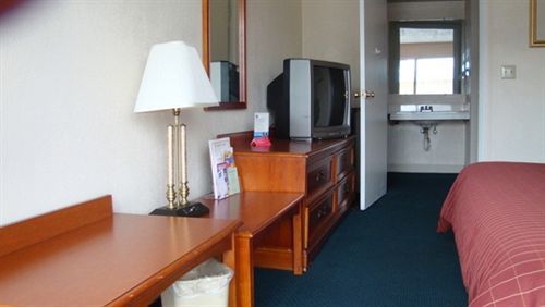 Hotel Suburban 2*